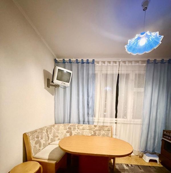 rentnbuy - Apartament 2 camere • Titan, Sector 3