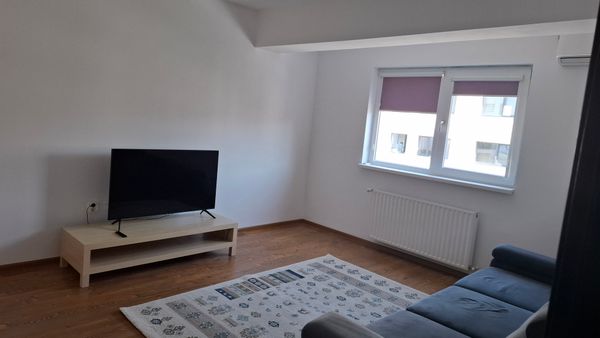 rentnbuy - Apartament 2 camere • Sector 4