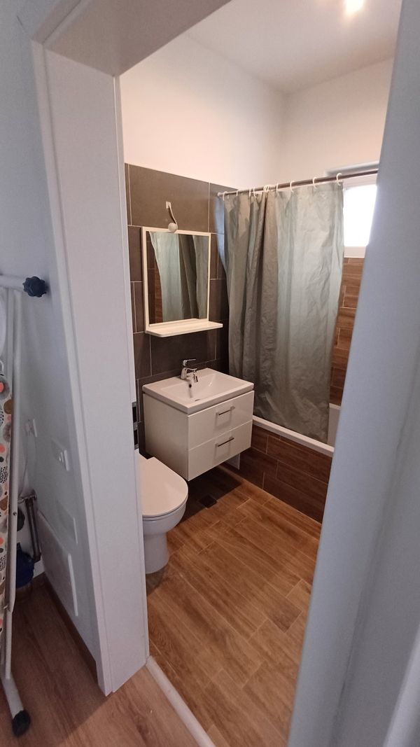 rentnbuy - Apartament 2 camere • Sector 4